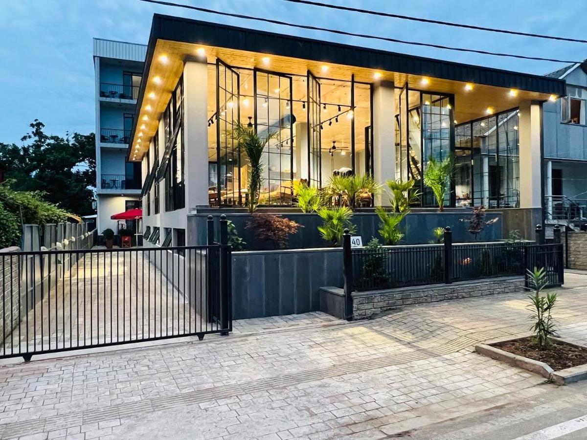 Level Up Hotel & Restaurant Kobuleti Bagian luar foto