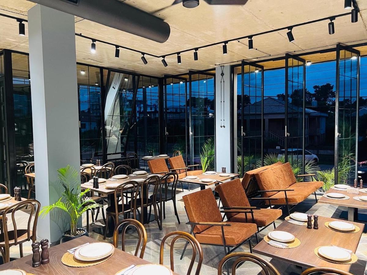 Level Up Hotel & Restaurant Kobuleti Bagian luar foto