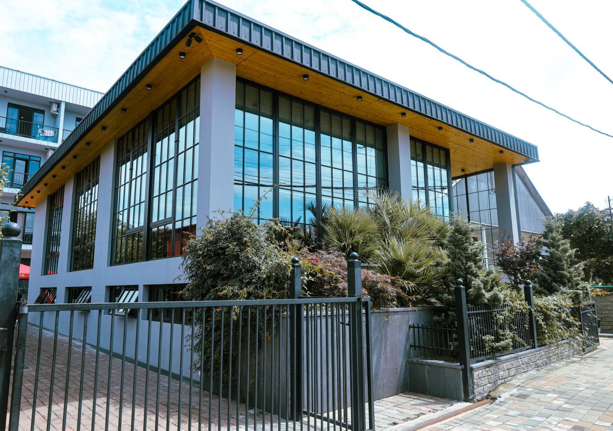 Level Up Hotel & Restaurant Kobuleti Bagian luar foto
