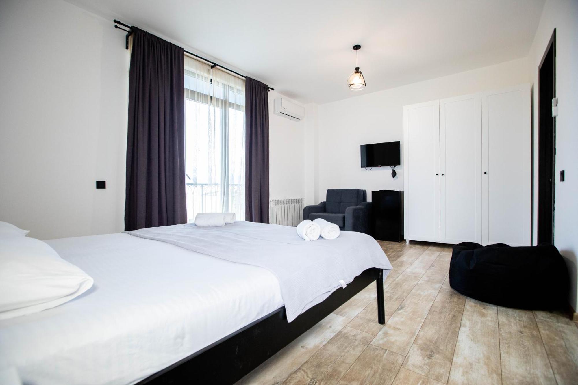 Level Up Hotel & Restaurant Kobuleti Bagian luar foto