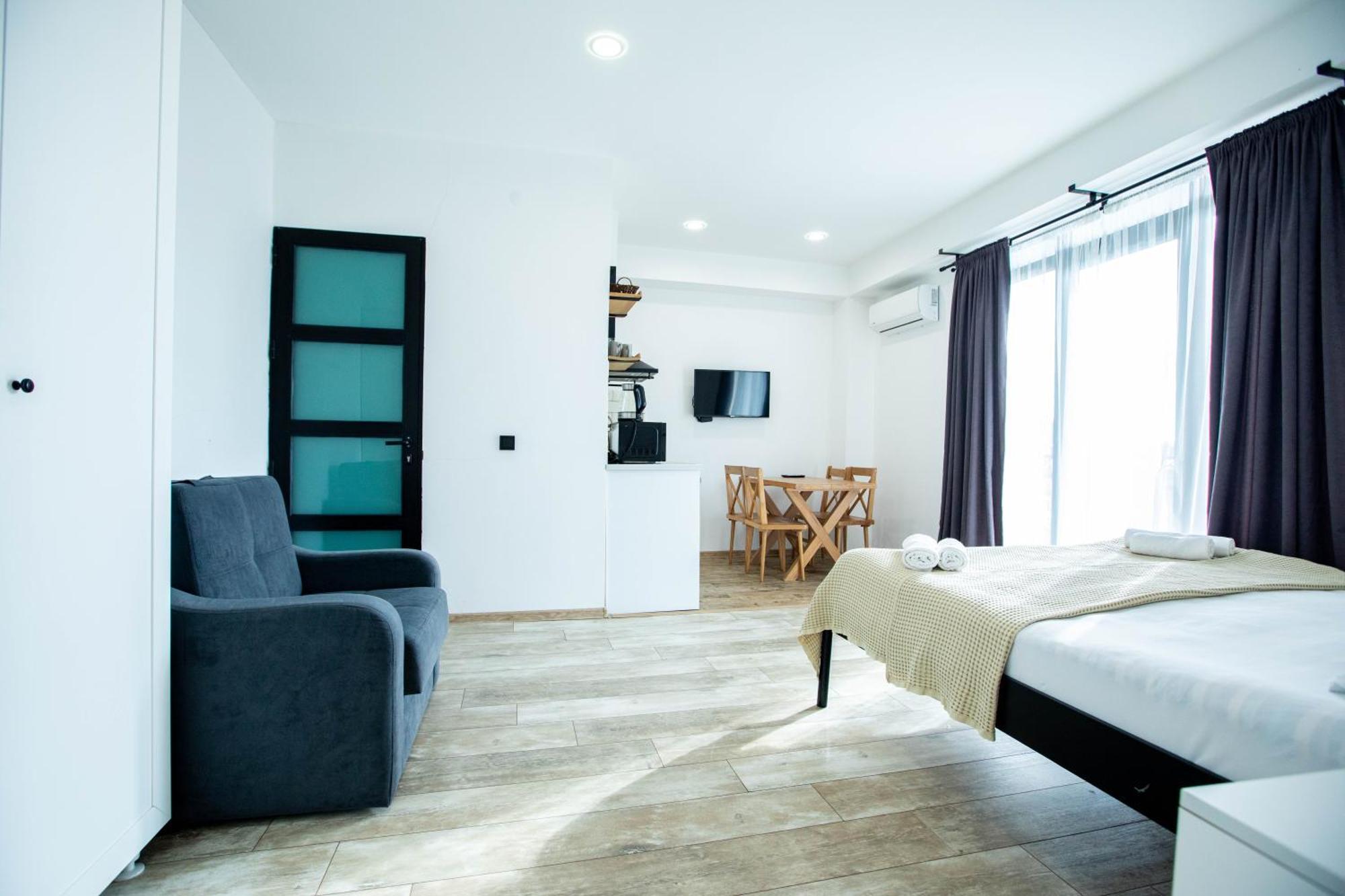 Level Up Hotel & Restaurant Kobuleti Bagian luar foto