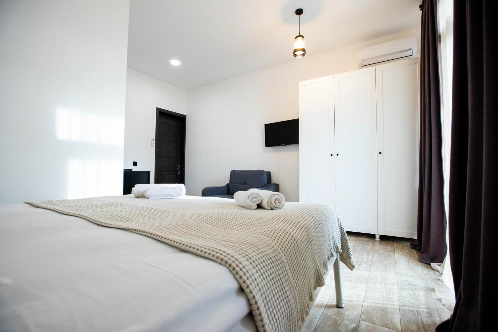 Level Up Hotel & Restaurant Kobuleti Bagian luar foto