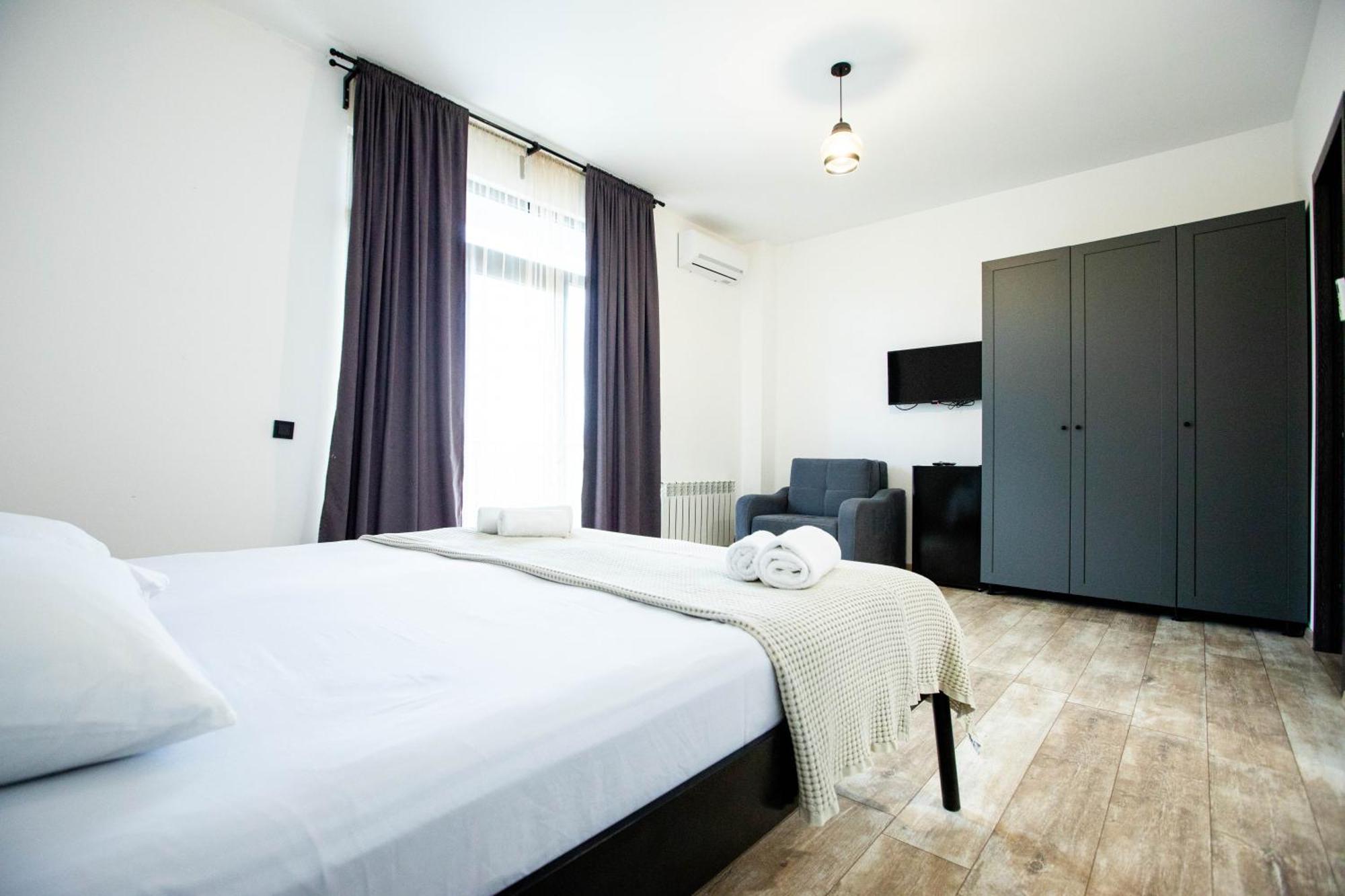 Level Up Hotel & Restaurant Kobuleti Bagian luar foto